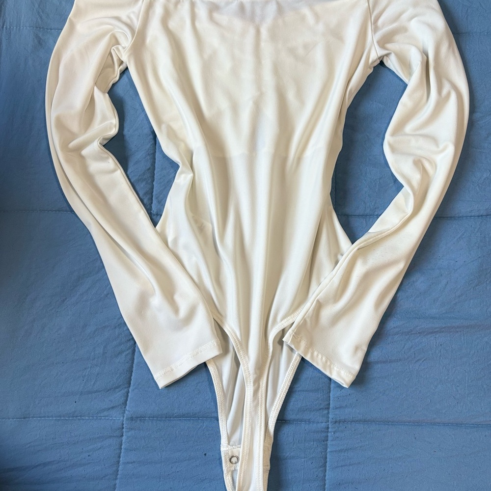 Express White Long Sleeve Kids Bodysuit - Picture 2 of 3